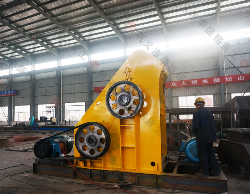 粉石頭沙的粉碎機(jī) 