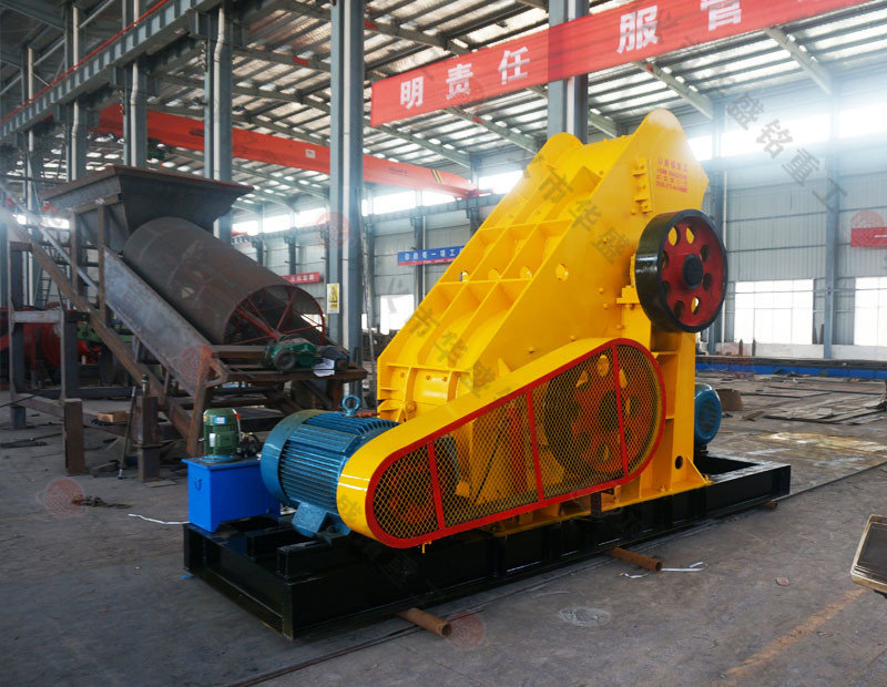 雙級(jí)濕料無篩底粉碎機(jī)